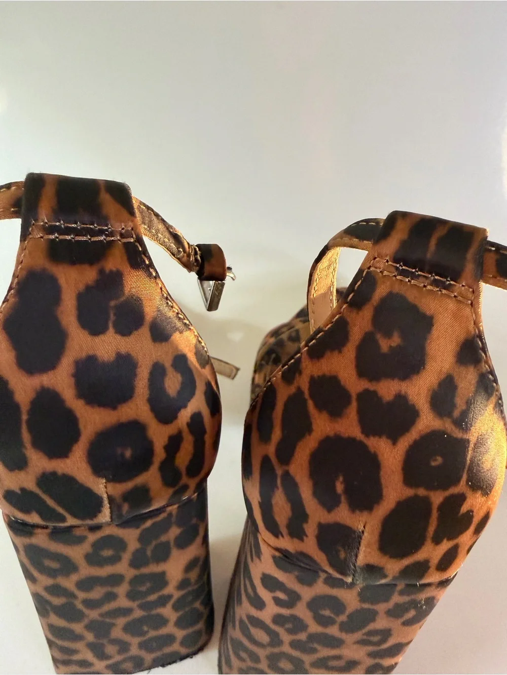 Steve Madden Veronika Leopard Print Platform Sandals - Size 8.5